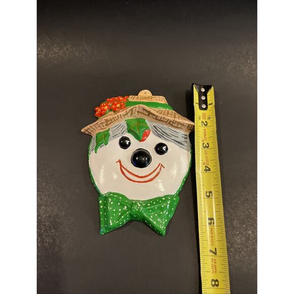 Vintage Ceramic Mrs Snowman Face Ornament - Picture 4 of 4